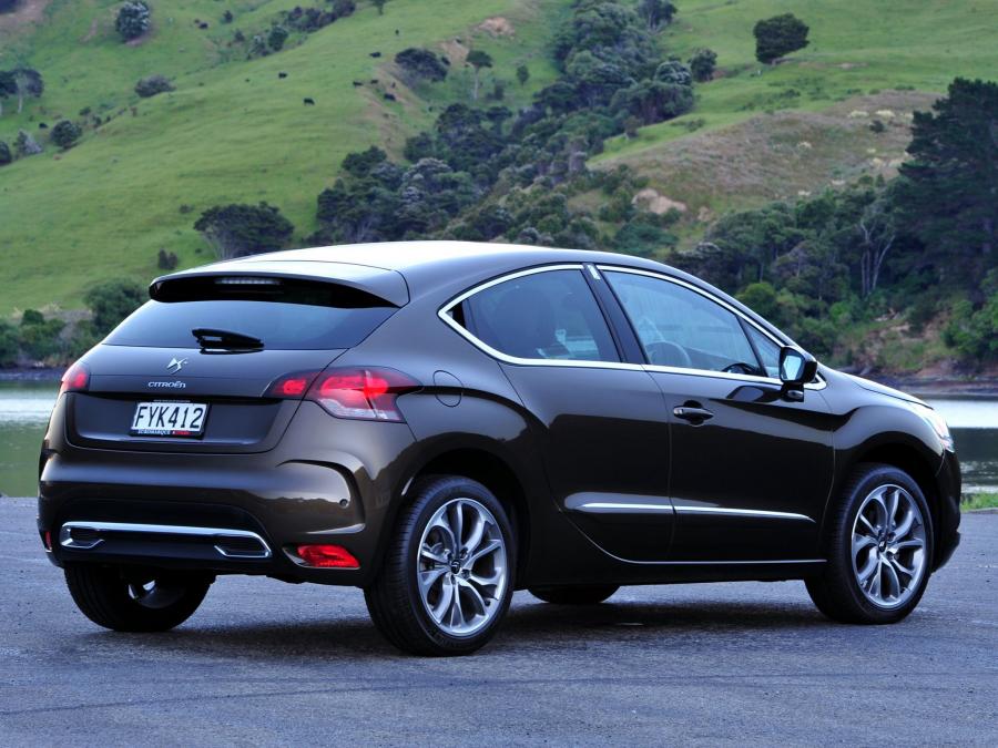  Citroen DS4 2011 года  (AU) (фото 16 из 21)
